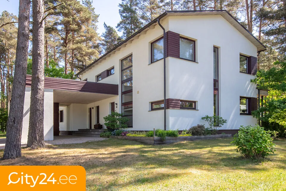 Esterno - Two-Storey House with Balcony in Pärnu