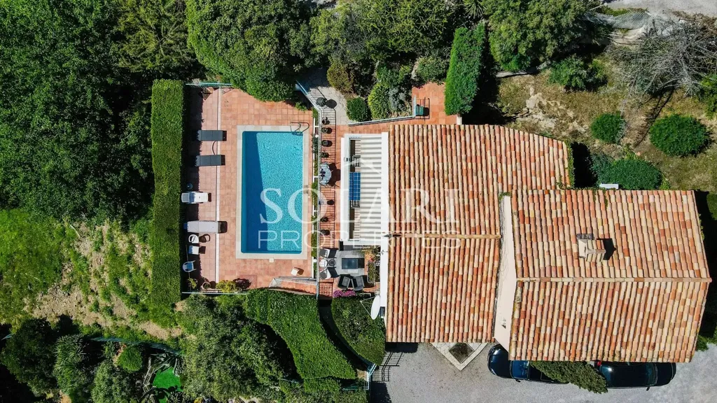 pool_area