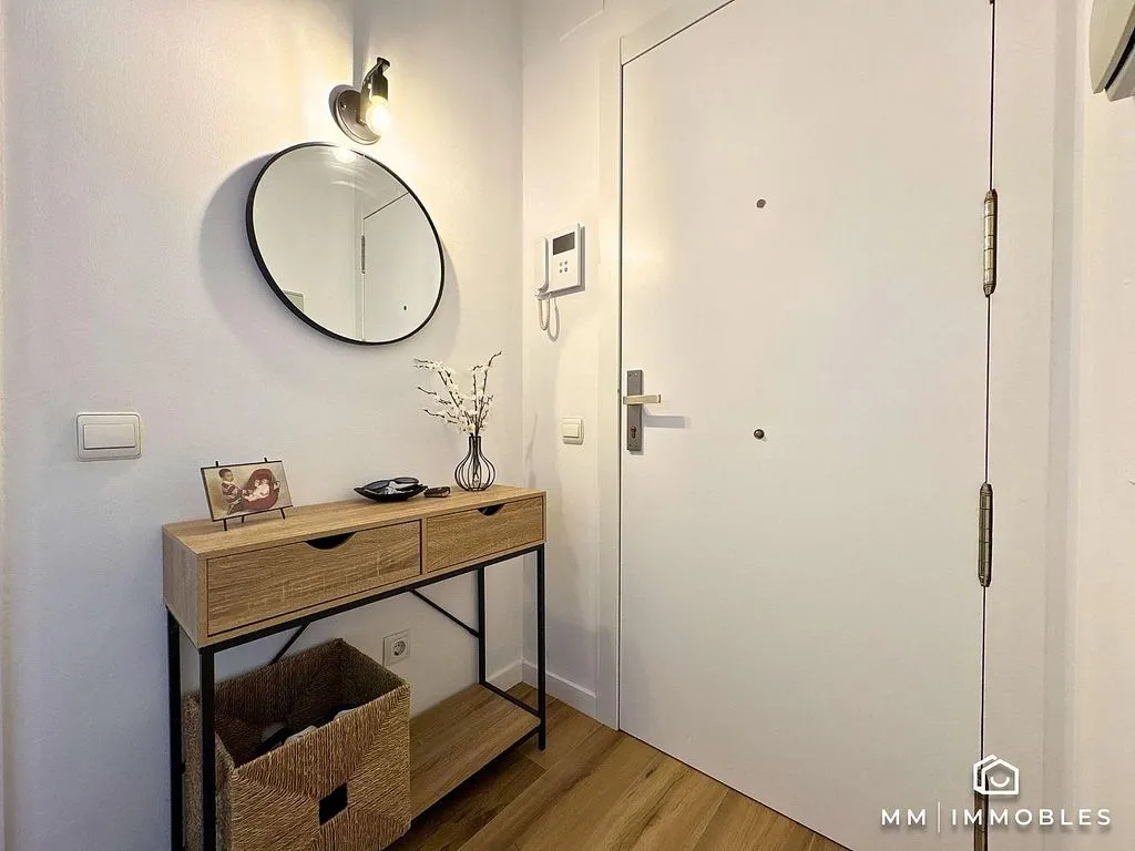hallway_entrance