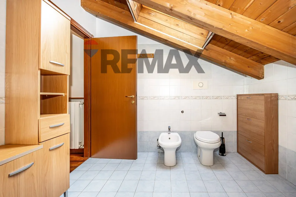Salles de bain - Central Studio Flat with Terrace in Bellinzago Lombardo