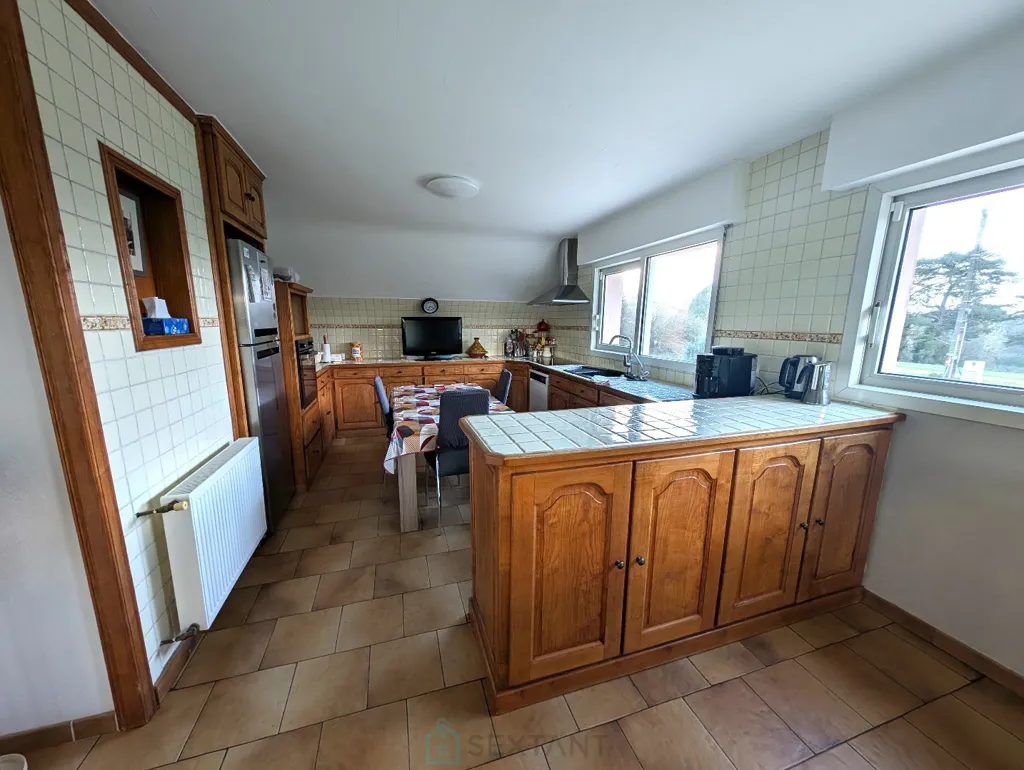 Cuisine - Maison avec Terrain et Bâtiments Annexes à Baud