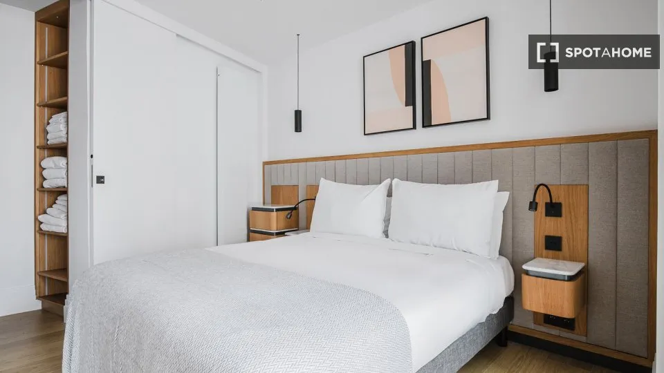 Chambres - Appartement 1 Pièce dans le Triangle d'Or, Paris