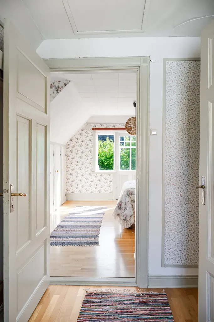 Esik - Retro Villa with Balcony in Skåne