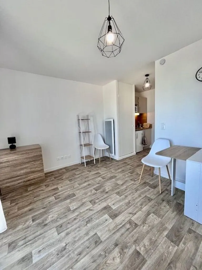Elutuba - Studio with Parking in Troyes