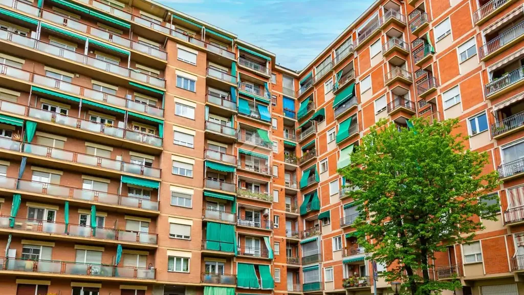 Välivaade - Renovated Apartment with Balcony in Torino