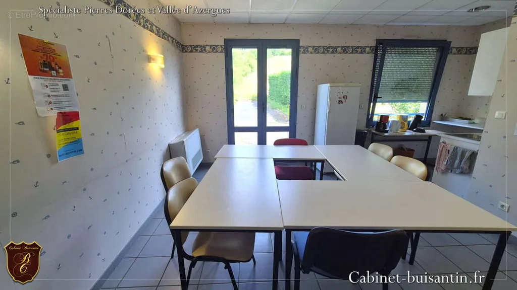 Sala da pranzo - Office Building in Village Centre, Le Bois d'Oingt