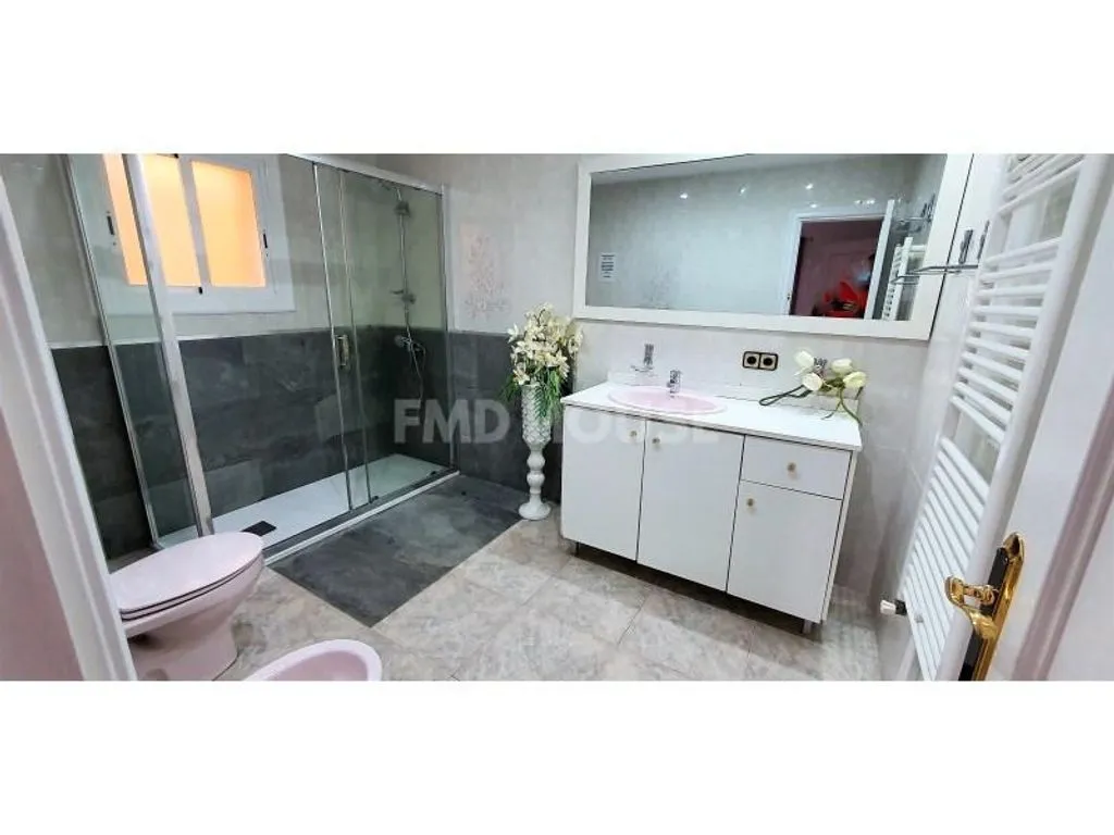 Vannitoad - Luxury House with Pool in Lloret de Mar