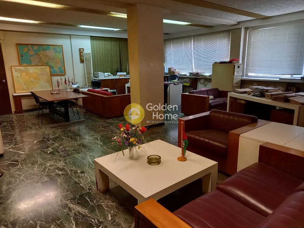 Bureau - Office Space with Double Glazing in Piraeus Centre