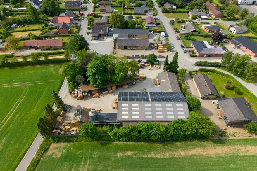 Õhuvaade - Production Facility with Large Storage in Tommerup