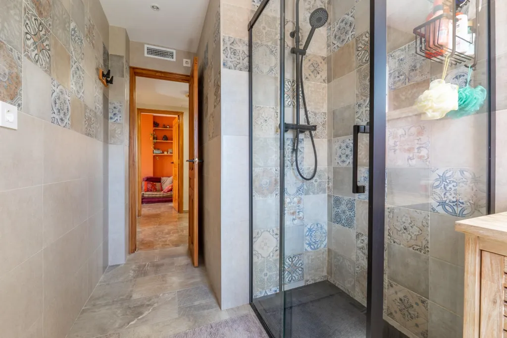 Vannitoad - Chalet with Pool and Terrace in Gojar