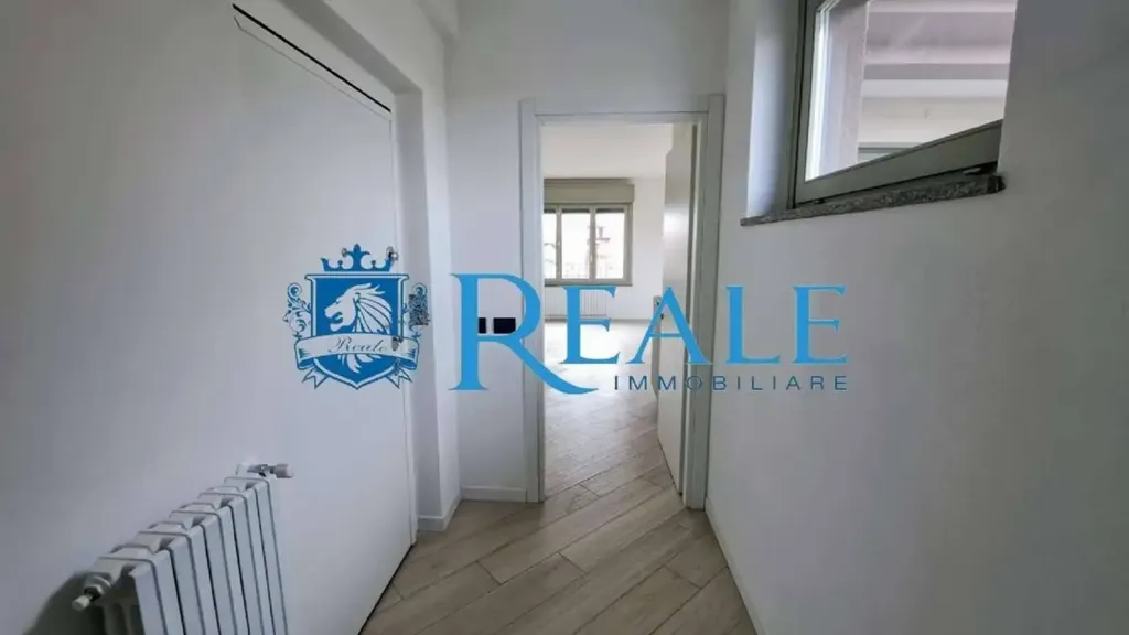 Entrée - Retrofitted Penthouse with Terrace in Vigevano