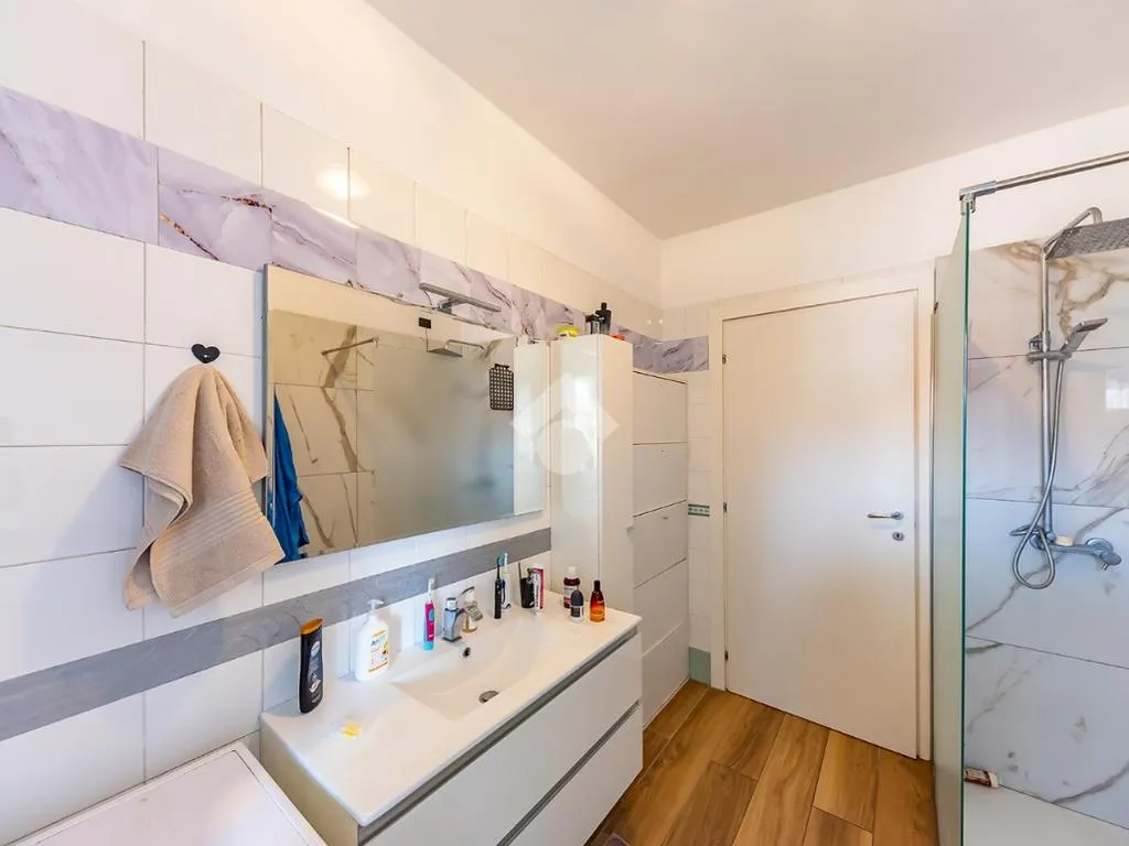 Bagni - Fully Rented 3-Bedroom in Lainate Centre