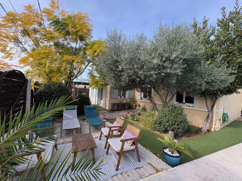 Aed - Piscine Villa with Garden in Adissan