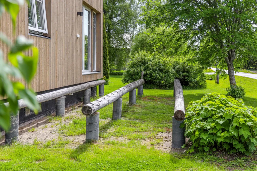 Giardino - Renovated Villa with Workshop in Degernäs