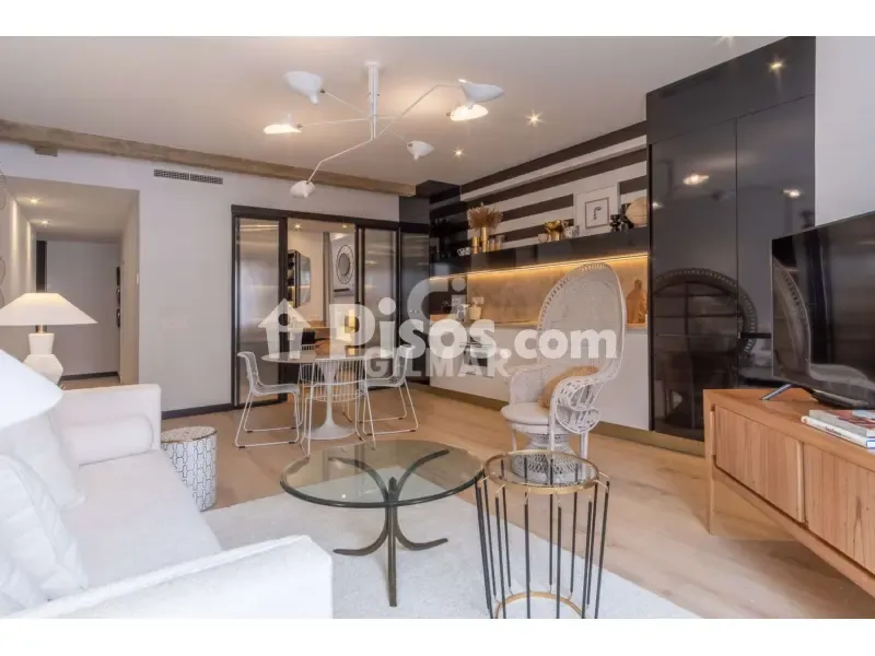 Séjour - Bright Apartment with Balcony in Malasaña