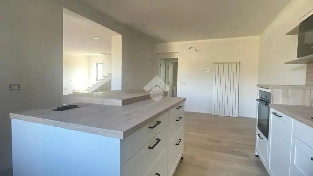 Cucina - Casa indipendente con terrazzo panoramico a San Nicola Manfredi