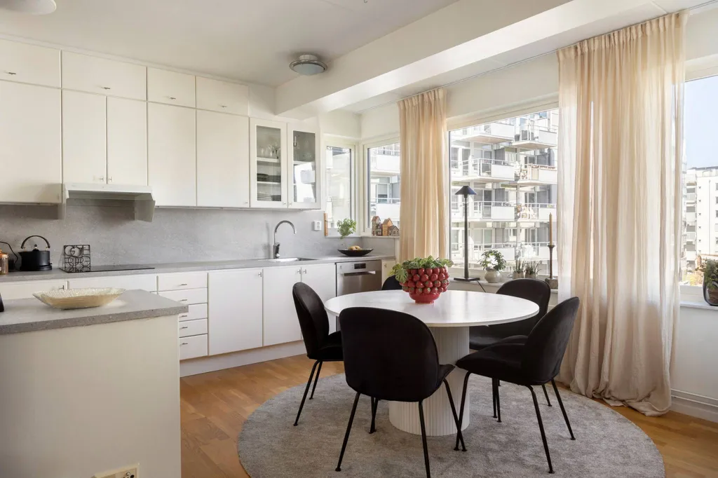 Salle à manger - Apartment with Two Balconies in Eriksberg