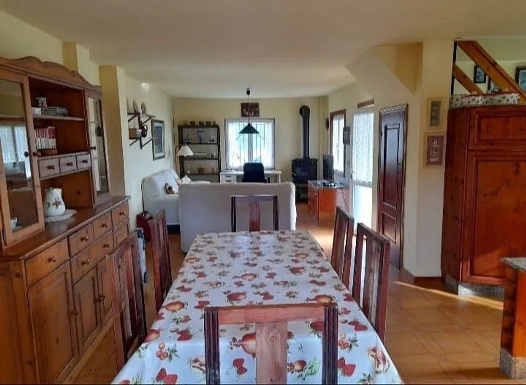Salle à manger - Beachfront Chalet with Terrace in Camariñas