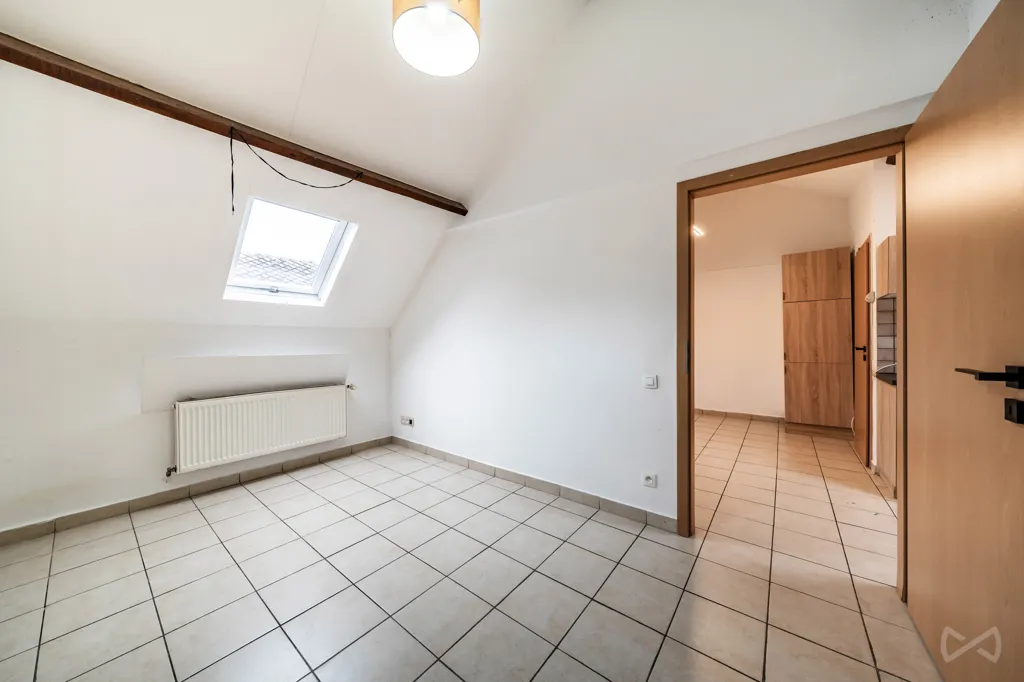 Pièces - Maison de Rapport à Proximité du Centre à Arlon
