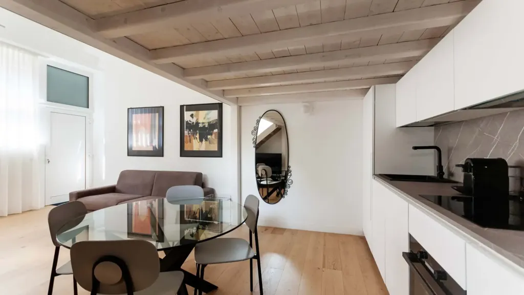 Salle à manger - Stylish Studio with Mezzanine in Milan