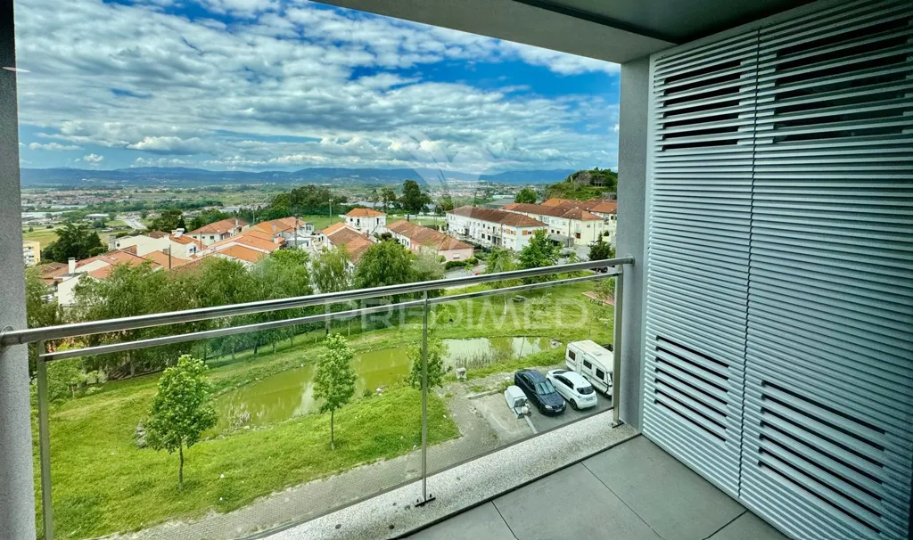 Rõdu - New T3 Apartment with Two Fronts in Braga