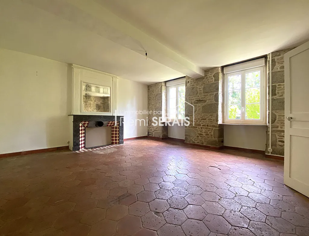 Living Room - 10-room house in Valframbert