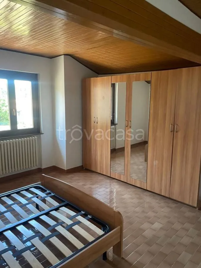 Chambres - Mansard Apartment with Box in Faloppio