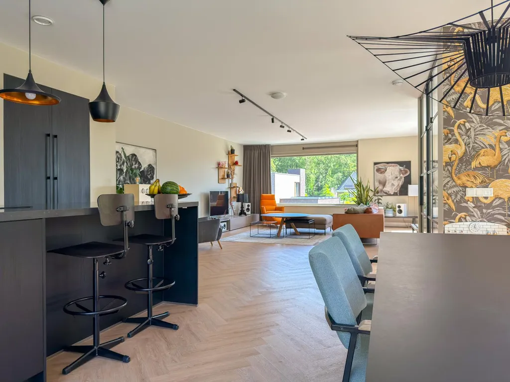 Sala da pranzo - Modern Half-Detached House with Forest View in Leersum