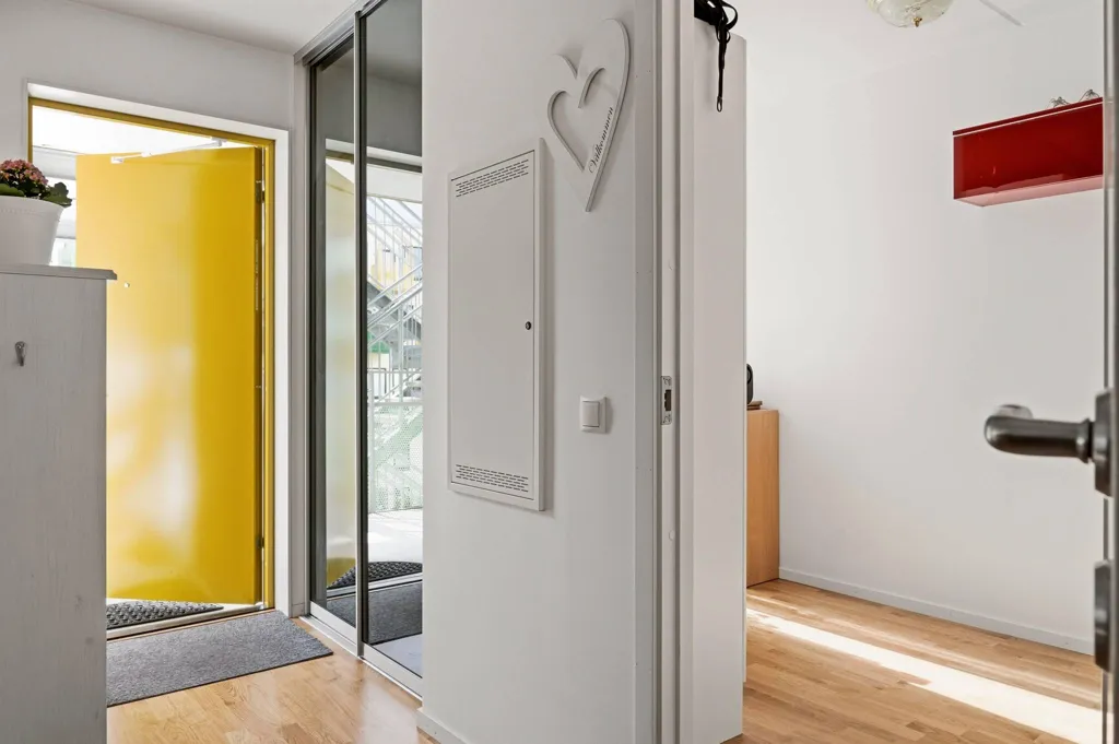 Ingresso - Modern Flat with Balcony in Göteborg