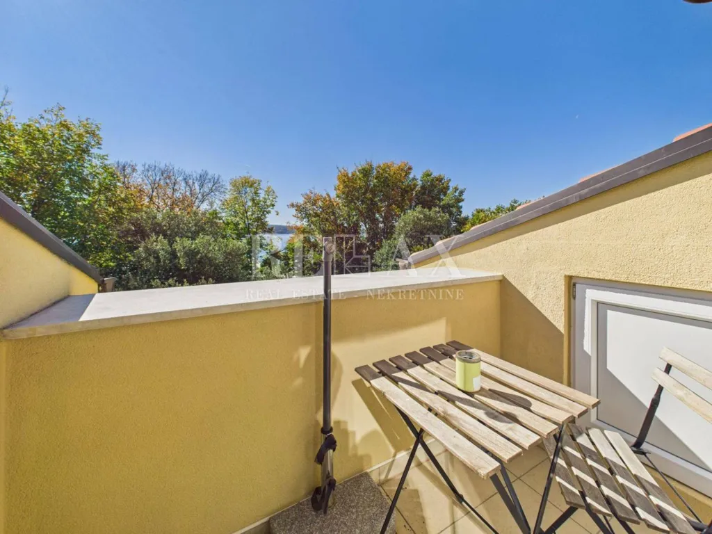 Terrass - Apartment with Sea View in Crikvenica Centre