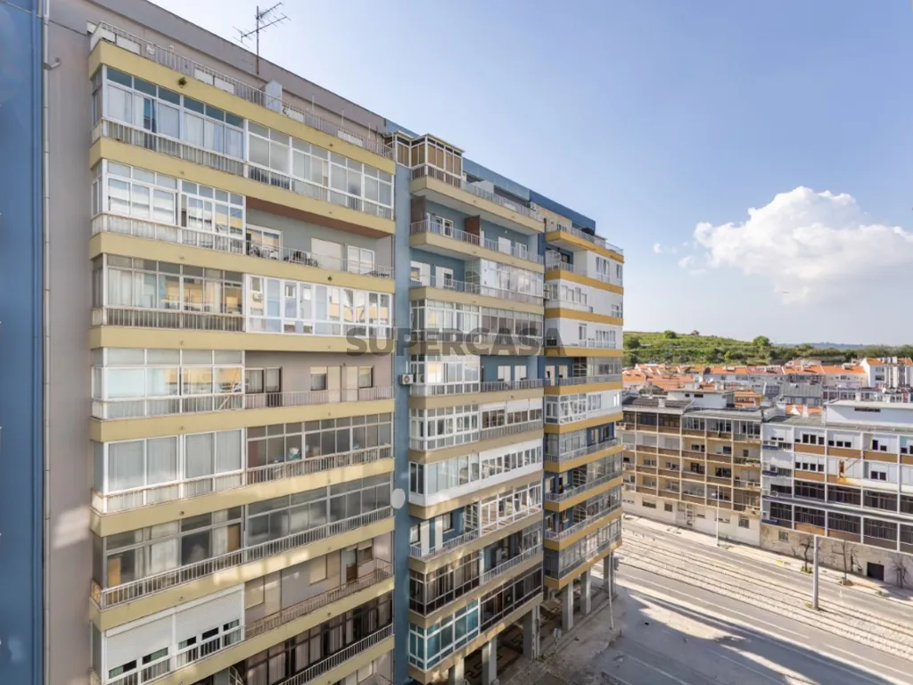 Õhuvaade - Open-Plan Apartment with River View in Almada