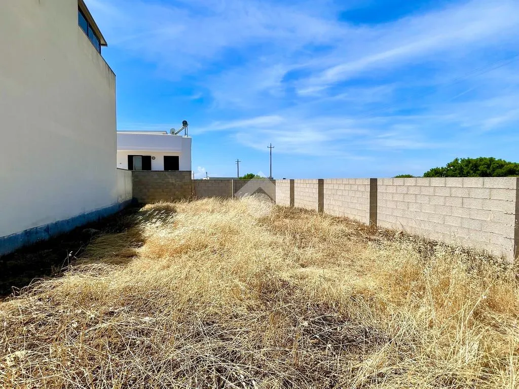 Aed - Buildable Plot in Semi-Central Ugento