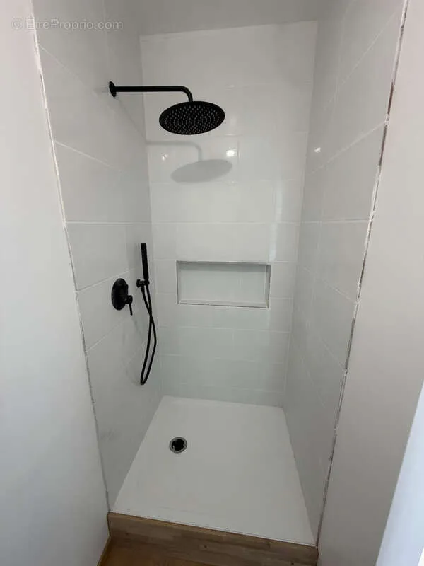 Vannitoad - Refurbished Studio with Terrace in Saint Martin d'Hères