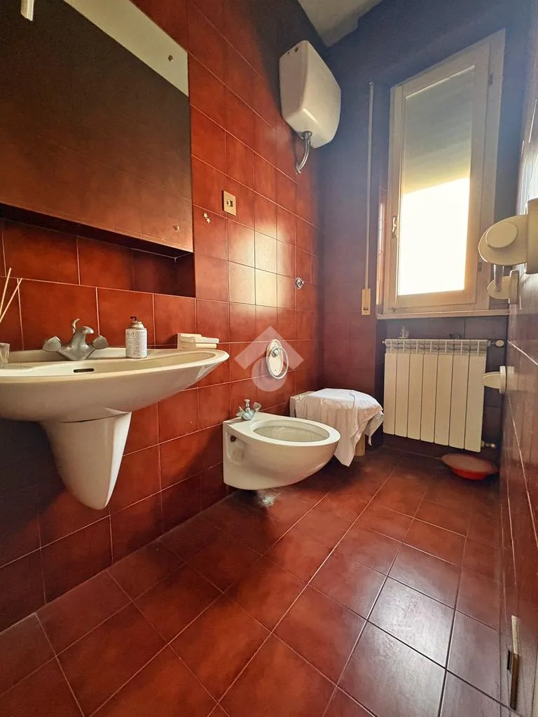 Salles de bain - Spacious Apartment with Balcony in Fabriano