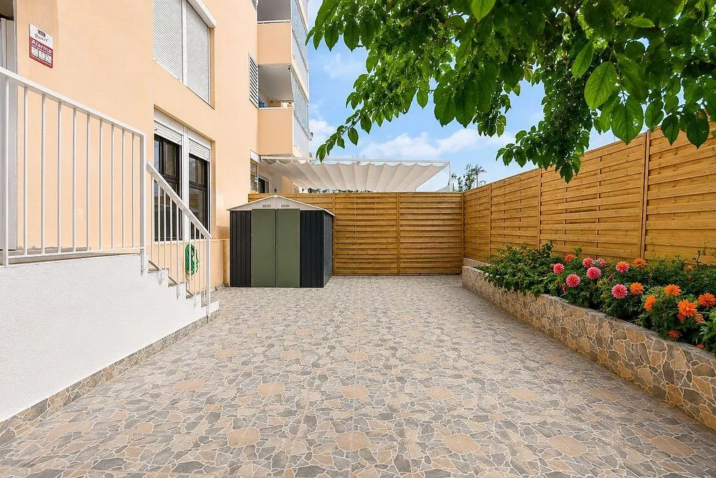 Aed - Ground Floor Flat with Terrace in Magaluf