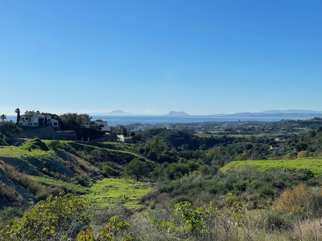Large Plot for Luxury Villa in Estepona