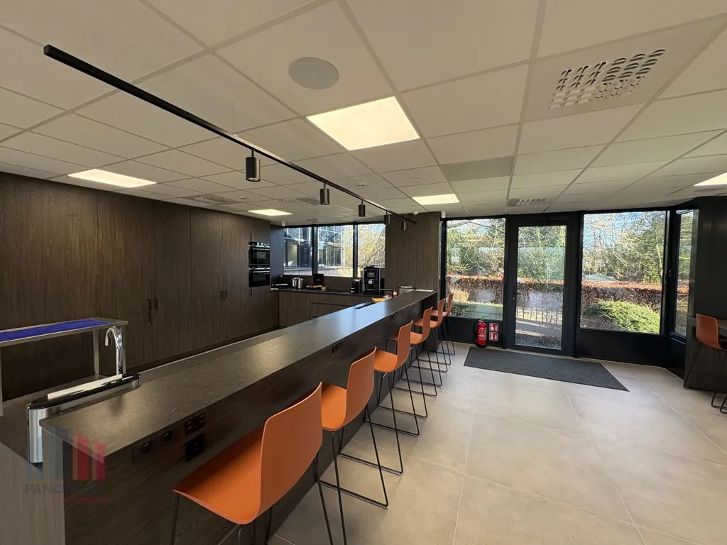 Office - Strategically Located Office Space near E40 in Drongen