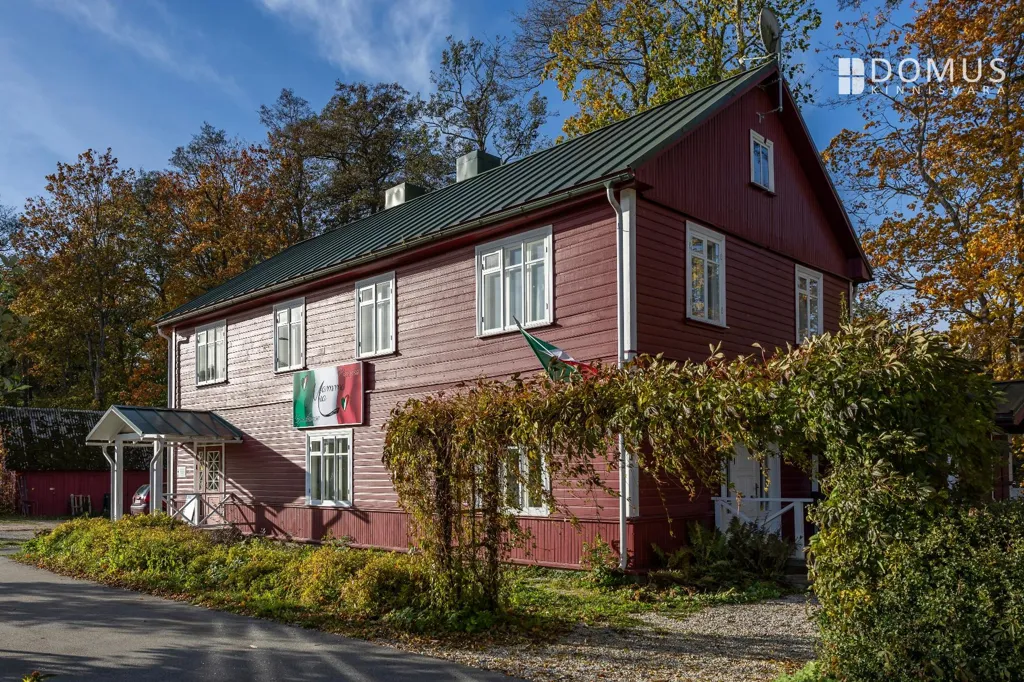Välivaade - Historic Commercial Building in Kärdla Centre