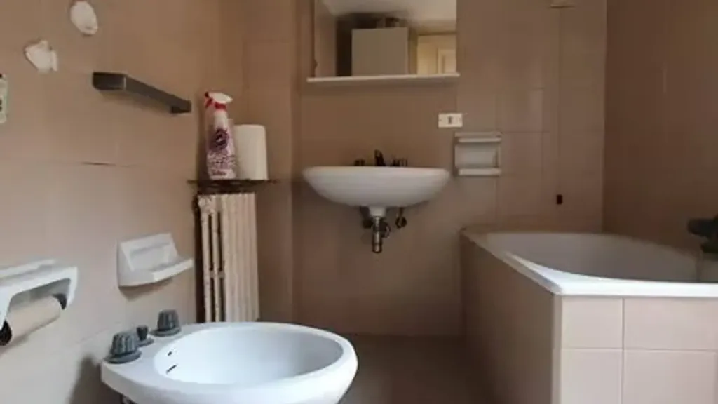 Vannitoad - Historic Apartment with Balcony in Ancona Centre