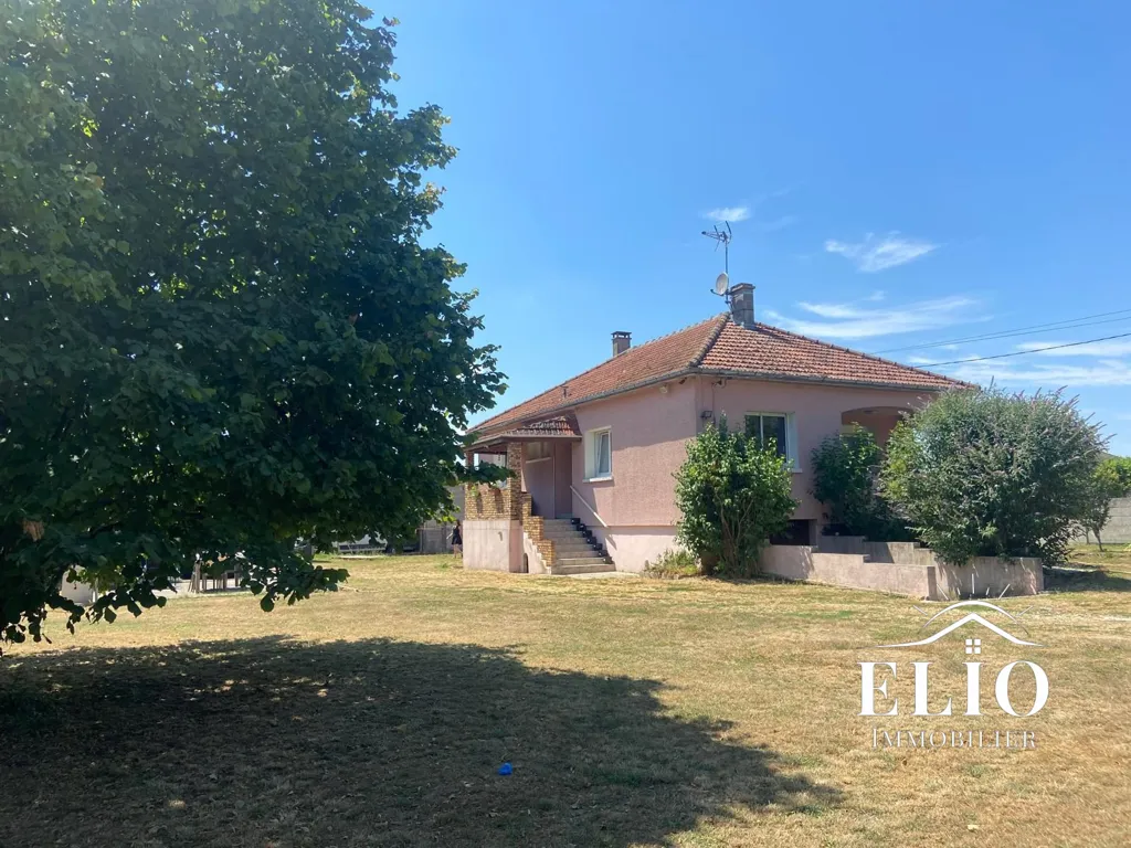 Extérieur - Maison avec Jardin et Garage à Saint-Mesmin
