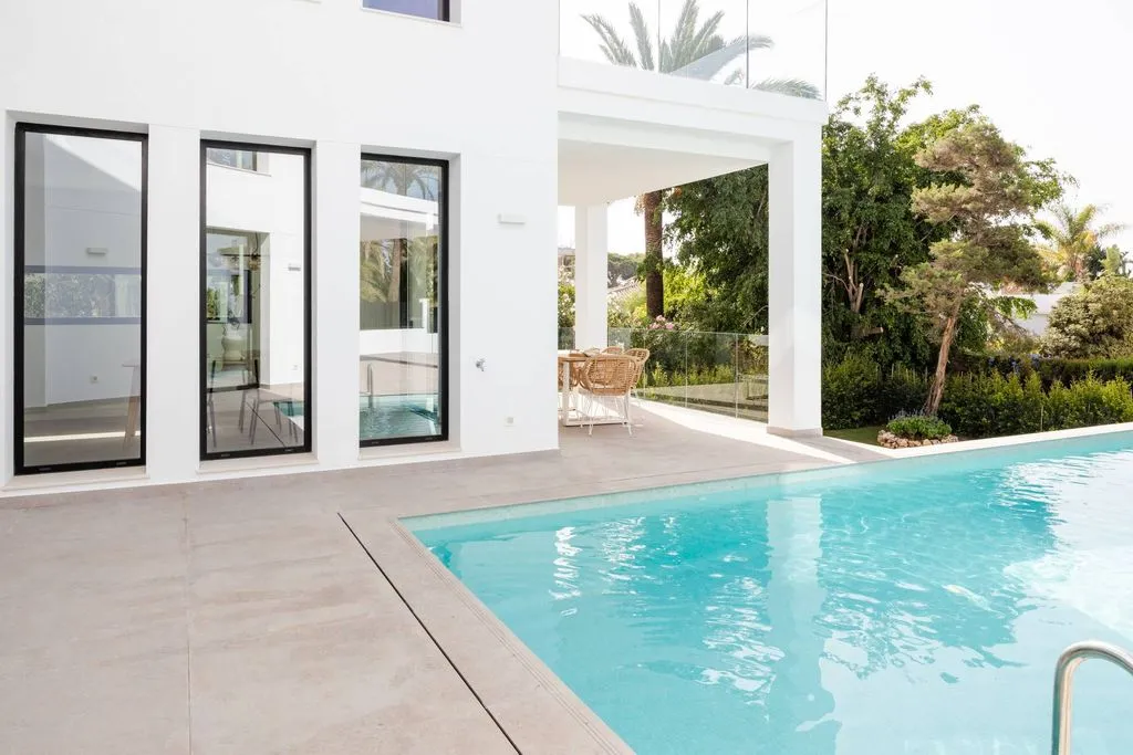 Piscine - Modern Villa with Sea View in Marbella East
