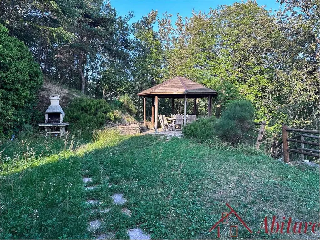 Jardin - Villa with Garden and Open Views in Borgomale