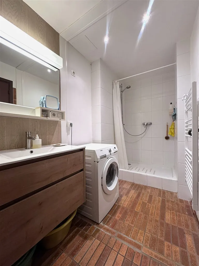 Vannitoad - Bright Apartment with Lift in Nivelles