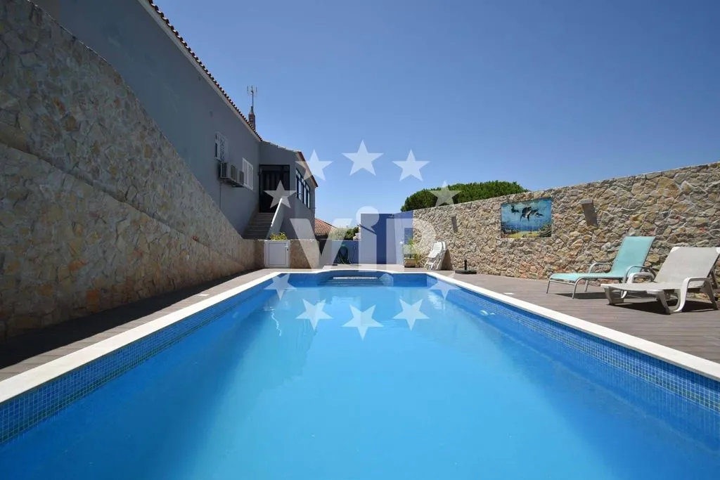 Bassein - Luxury Villa with Pool in Quarteira