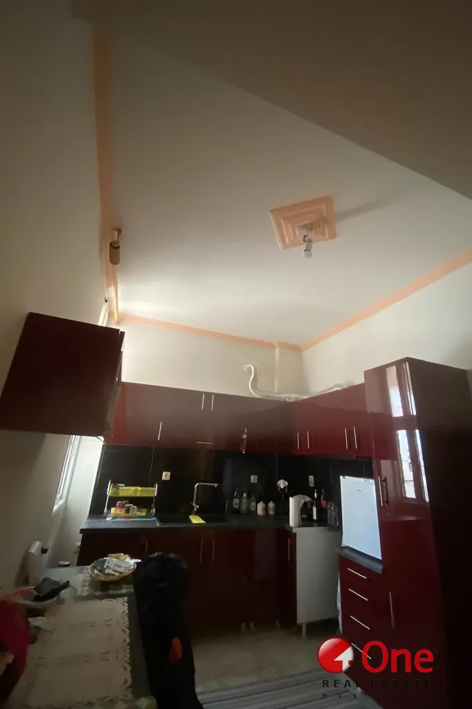 Cucina - Multi-level House with Balcony in Keratsini