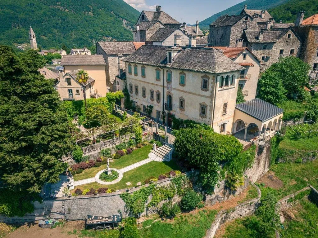 Vue aérienne - 18th Century Villa with Park in Trontano