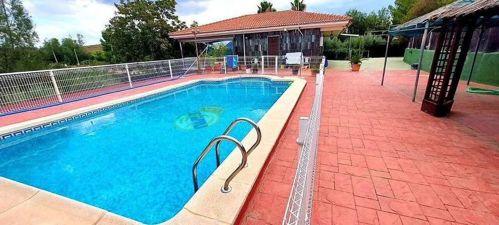 pool_area