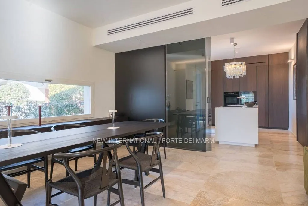 Söögituba - Luxury Villa with Pool in Forte dei Marmi