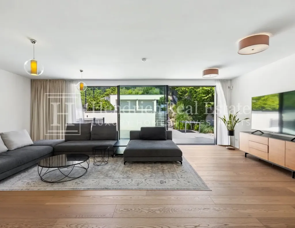 Living Room - Modern House with Pool in Neustift