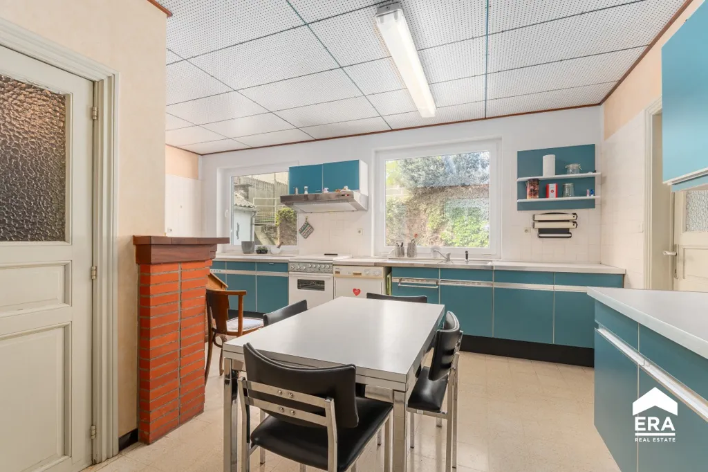 Cuisine - Maison Semi-Détachée avec Cour Solaire à Gingelom